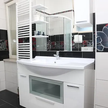 Апартаменты Markorcula *